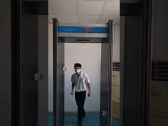 Big Screen AC 220V Walk Through Temperature Scanner Voice Alert